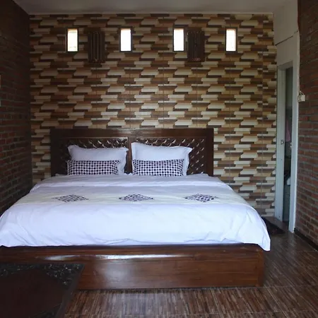 Bliss Family Cottage Batu-3